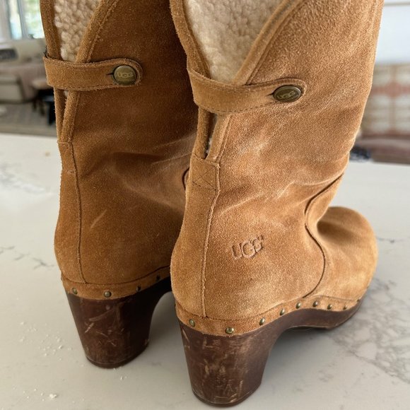 Ugg Lynnea Clog Boots - Size 9 - Picture 3 of 4